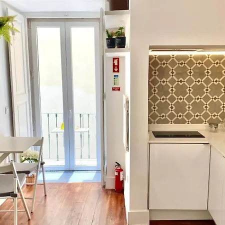 Modern Studio In The Historic Center Of Bica Apartmán Lisboa