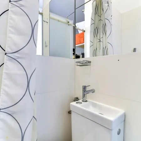 Modern Studio In The Historic Center Of Bica Lisboa